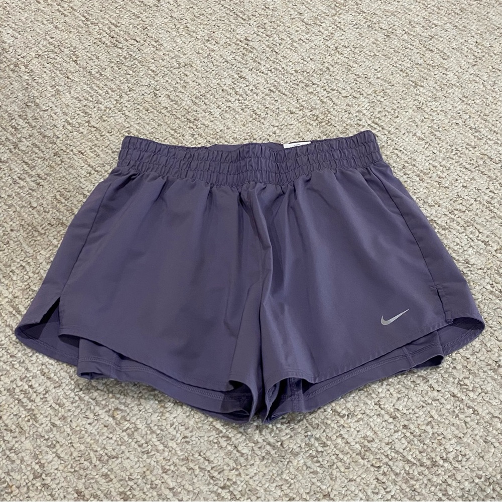 Nike Dri-fit Active 100% Polyester Casual Sporty Mid-Rise 3" Gorpcore Shorts